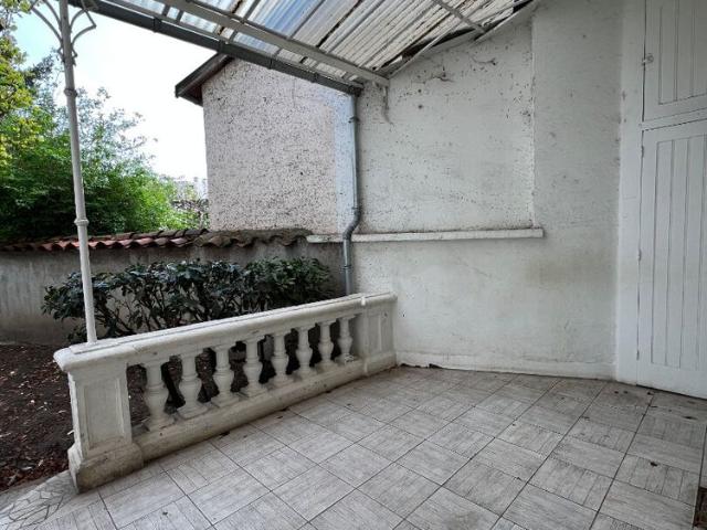 Location Appartement 3 pièces 102m²