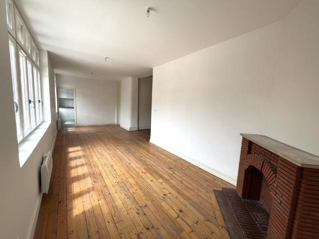 Location Appartement 3 pièces 105m²