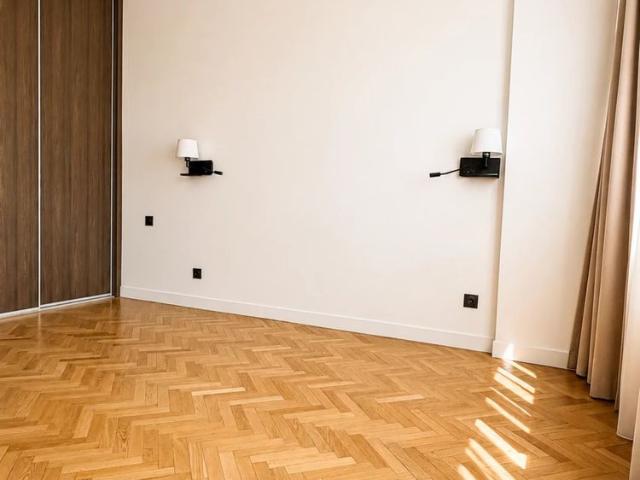 Location Appartement 3 pièces 107m² MARSEILLE 8ème