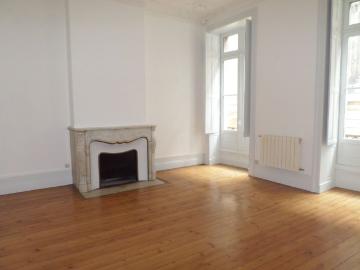Location Appartement 3 pièces 107m² BORDEAUX 33000