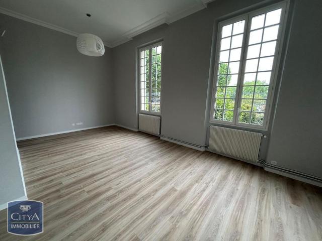 Location Appartement 3 pièces 107m² PERIGUEUX 24000