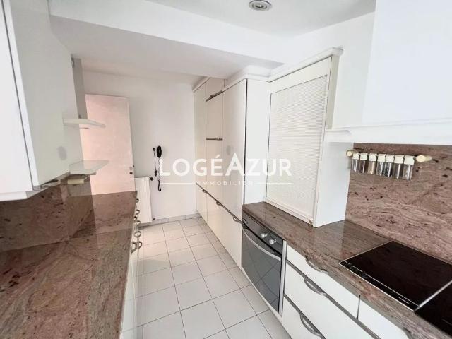 Location Appartement 3 pièces 107m² VALLAURIS 06220