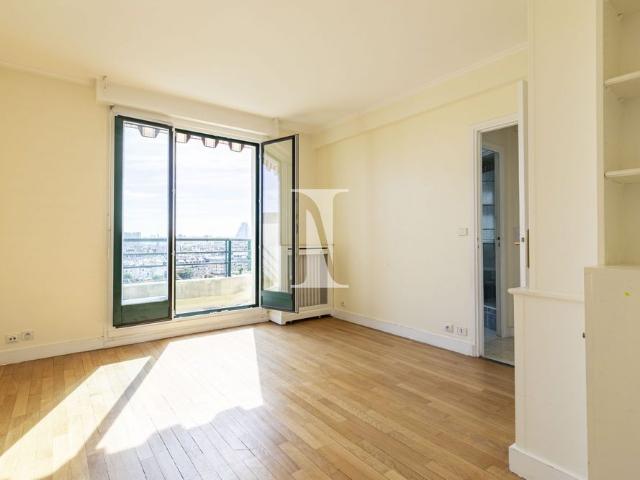 Location Appartement 3 pièces 113m² PARIS 16ème