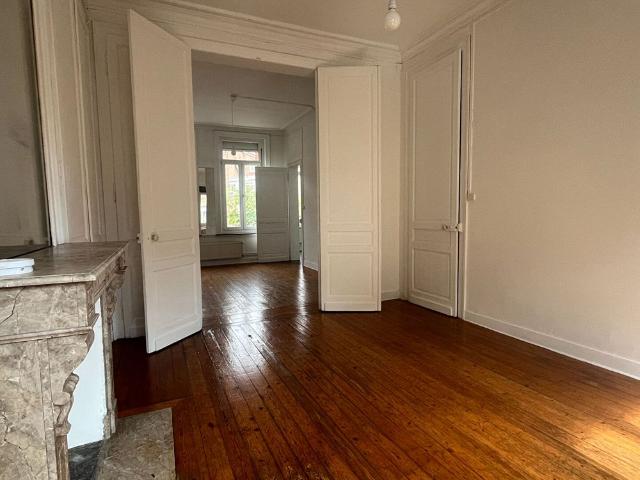 Location Appartement 3 pièces 115m² LILLE 59000