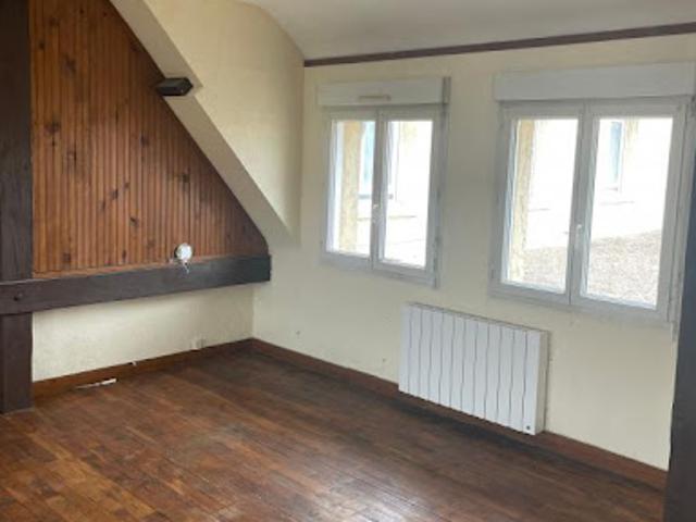 Location Appartement 3 pièces 129 m2 Cosne Cours sur Loire