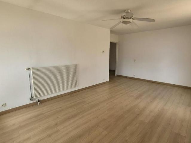 Location Appartement 3 pièces 140m² SOPHIA ANTIPOLIS 06560