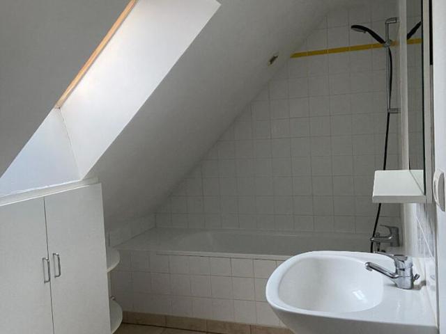 Location appartement 3 pièces, 28.00m², Romorantin Lanthenay