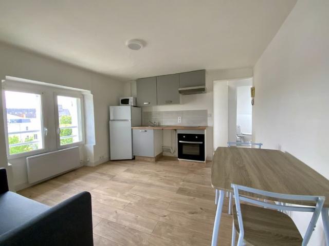 Location appartement 3 pièces, 28.10m², Jonzac