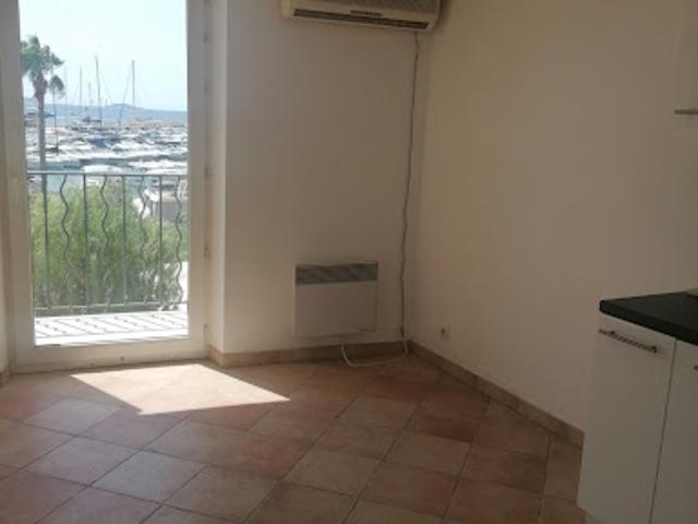 Location Appartement 3 pièces 38.02 m2 Bandol