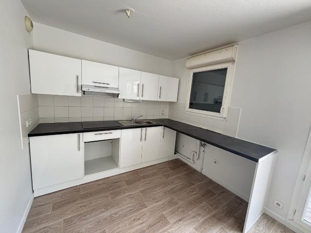 Location appartement 3 pièces TOULOUSE 57m² à 782.39€/mois CDC Habitat