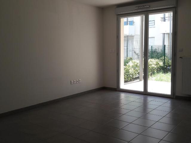 Location appartement 3 pièces TOULOUSE 60m² à 704.81€/mois CDC Habitat