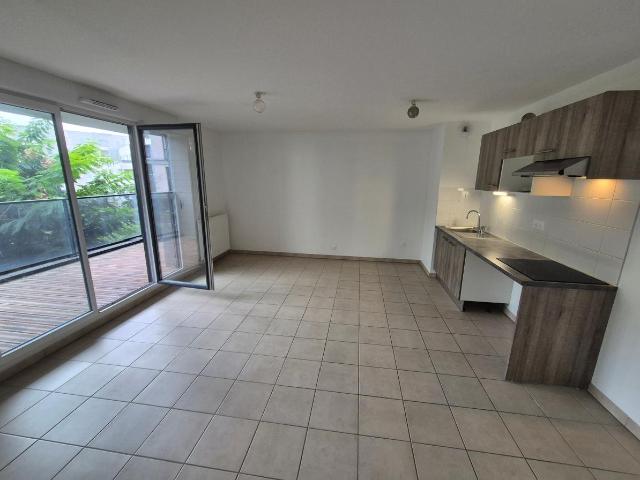 Location appartement 3 pièces TOULOUSE 60m² à 857.50€/mois CDC Habitat