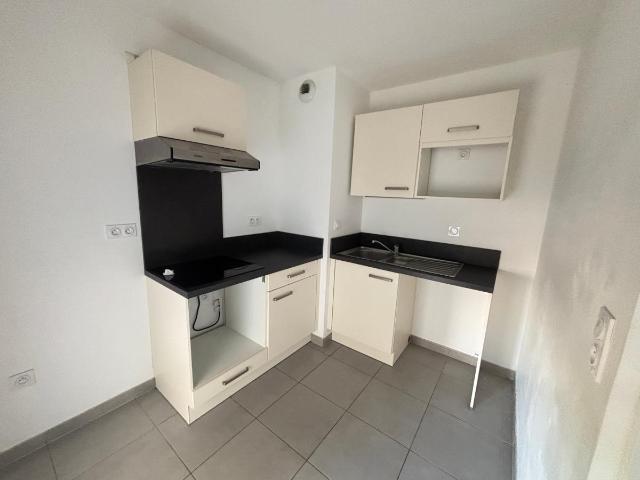 Location appartement 3 pièces TOULOUSE 61m² à 811.23€/mois CDC Habitat