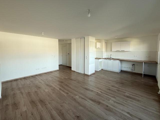 Location appartement 3 pièces TOURCOING 68m² à 858.35€/mois CDC Habitat