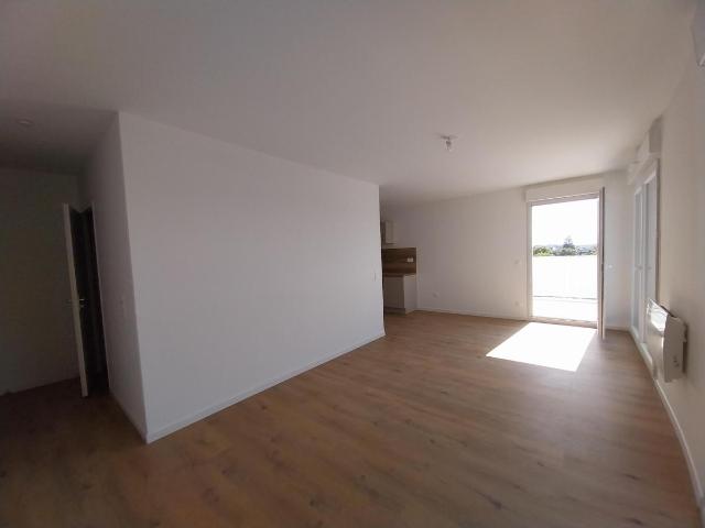Location appartement 3 pièces TRELAZE 64m² à 793.08€/mois CDC Habitat
