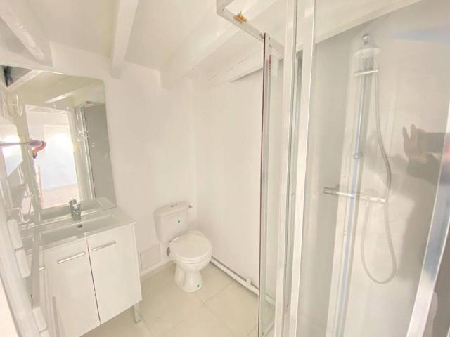 LOCATION: appartement 3 pièces à NOGENT L'ARTAUD gare à pied