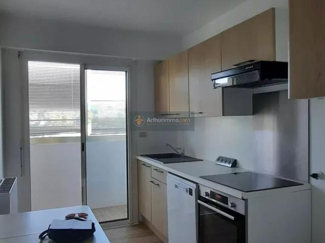 Location Appartement 3 pièces 72 m2 à Saint Raphaël