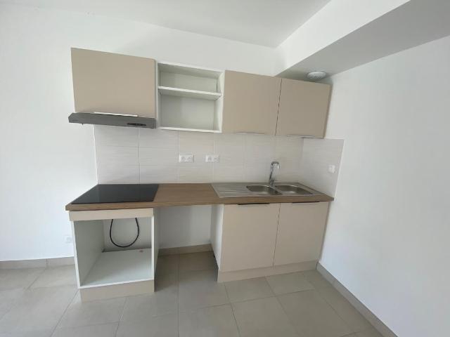 Location appartement 3 pièces AGDE 61m² à 744.89€/mois CDC Habitat