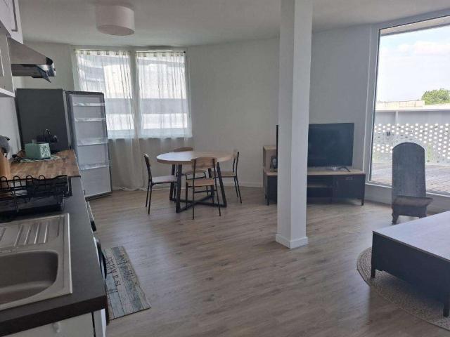 Location appartement 3 pièces Angers Saint Serge 49