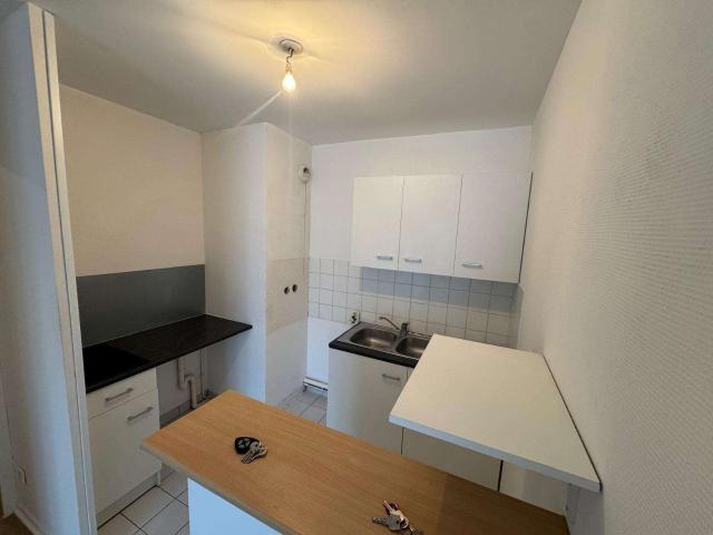 Location appartement 3 pièces Angers Saint Serge 49