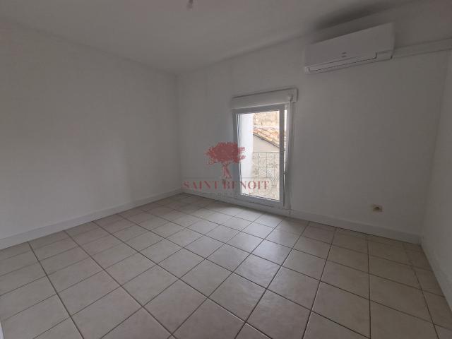 Location Appartement 3 pièces avec balcon au 1er et 2ème étage Saint Jean de Fos Hérault 34