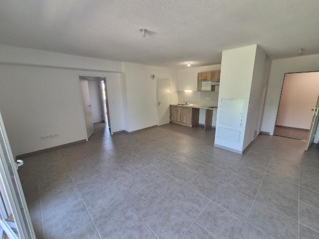 Location appartement 3 pièces CASTELGINEST 64m² à 742.74€/mois CDC Habitat