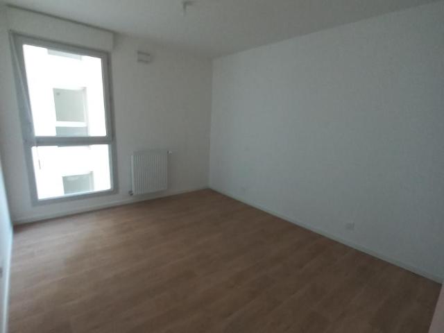 Location appartement 3 pièces CENON 65m² à 801.56€/mois CDC Habitat