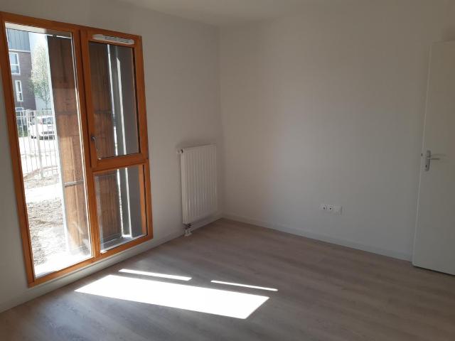 Location appartement 3 pièces COMPIEGNE 67m² à 947.10€/mois CDC Habitat