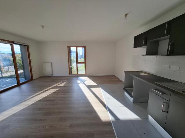 Location appartement 3 pièces COMPIEGNE 67m² à 947.10€/mois CDC Habitat