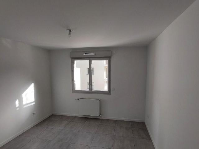 Location appartement 3 pièces CLAIX 65m² à 903.31€/mois CDC Habitat