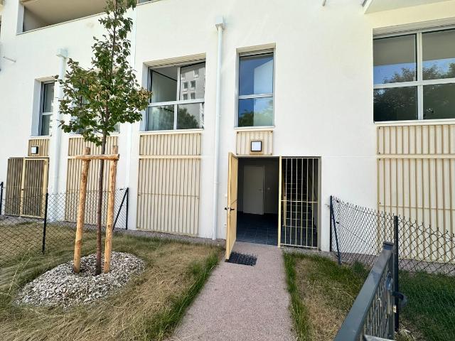 Location appartement 3 pièces CLERMONT FERRAND 64m² à 818.01€/mois CDC Habitat