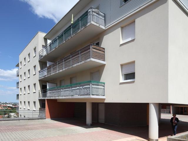 Location appartement 3 pièces CLERMONT FERRAND 61m² à 599.96€/mois CDC Habitat