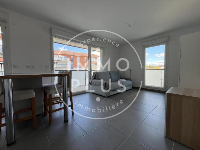 Location Appartement 3 pièces + cuisine 60,54 m² 1