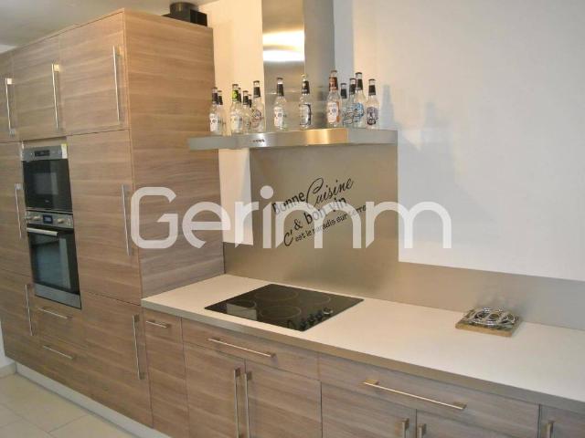 Location Appartement 3 pièces + cuisine 77,44 m²