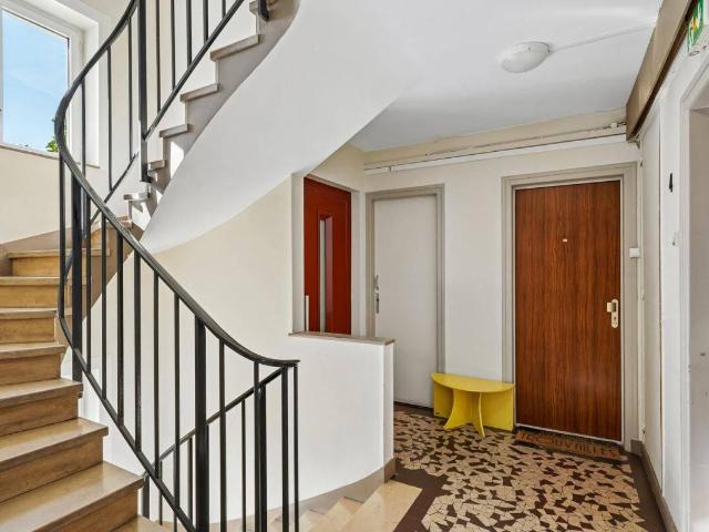 Location Appartement 3 pièces de 59,61 m² PARIS 15è FALGUIERE