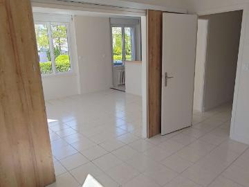 22100, Ille-et-Vilaine - Cave, Parking