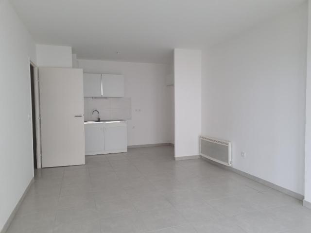 Location appartement 3 pièces DRAGUIGNAN 55m² à 746.20€/mois CDC Habitat