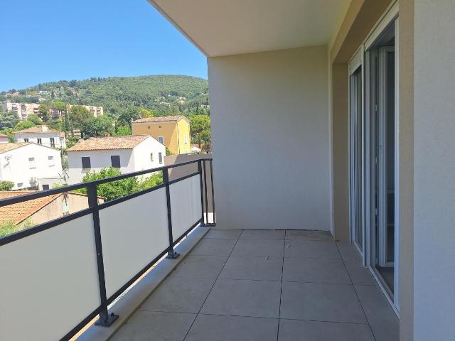 Location appartement 3 pièces DRAGUIGNAN 68m² à 916.72€/mois CDC Habitat