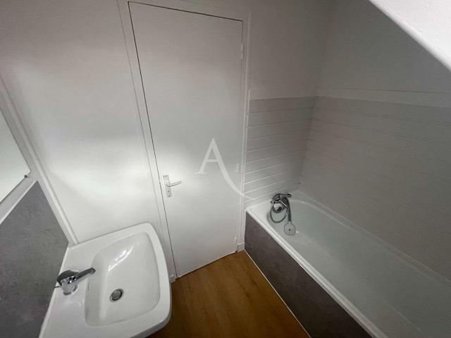 Location appartement 3 pièces Feneu 49