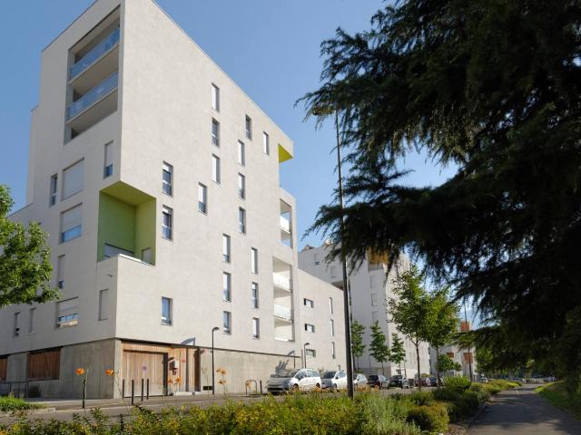 Location appartement 3 pièces GRENOBLE 72m² à 943.35€/mois CDC Habitat