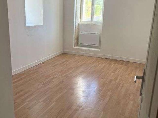 Location appartement 3 pièces Guillac 33