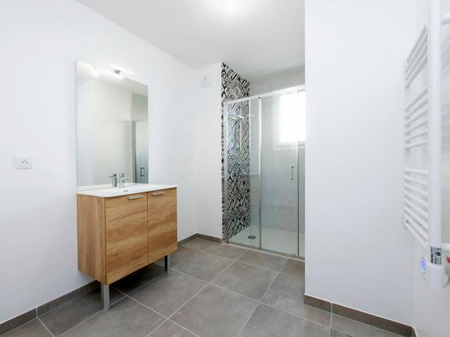 Location appartement 3 pièces ISTRES 61m² à 884.89€/mois CDC Habitat