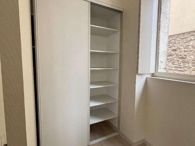 Location appartement 3 pièces Laval Centre Ville Préfecture 53