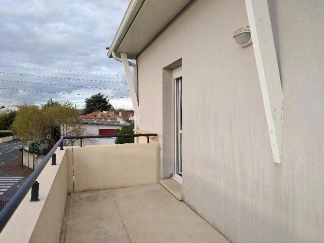 Location appartement 3 pièces LE BOUSCAT 82m² à 920.69€/mois CDC Habitat