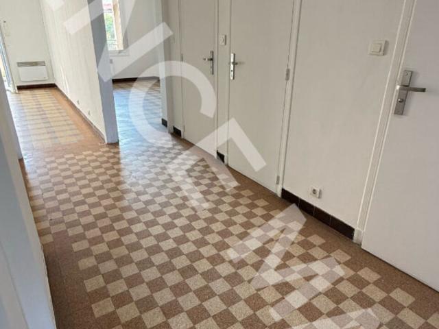 Location appartement 3 pièces Marseille 04 13004 869310