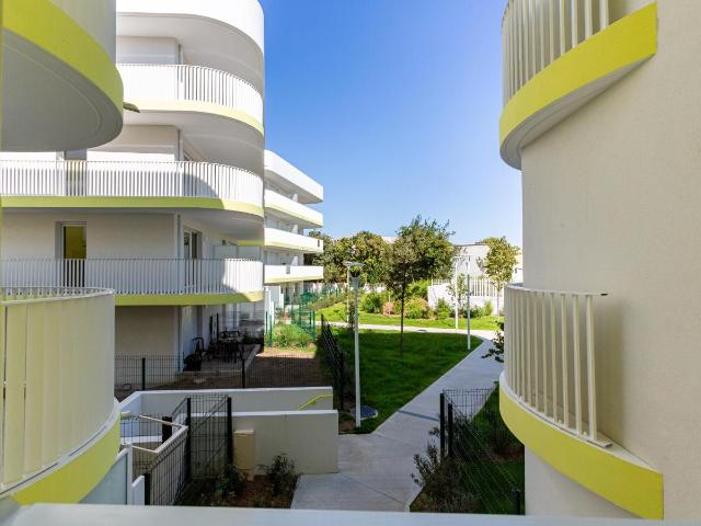 Location appartement 3 pièces MARSEILLE 55m² à 885.92€/mois CDC Habitat