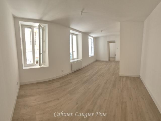location appartement 3 pièces Marseille Le Panier