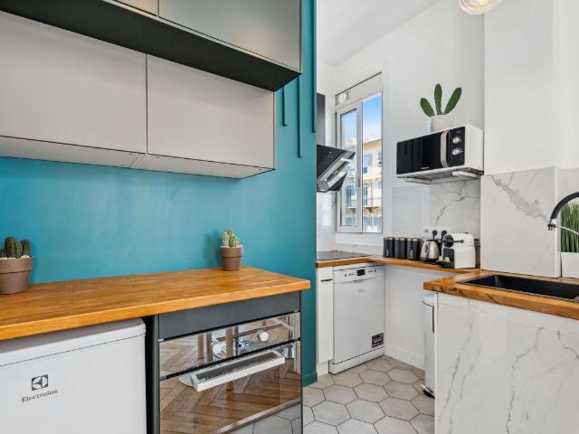 Location Appartement 3 pièces Meublé 42m² NICE 06000