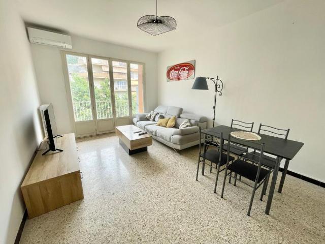 Location Appartement 3 pièces Meublé 52m² NICE 06300