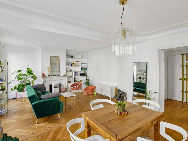 Location Appartement 3 pièces Meublé 65m² PARIS 10ème